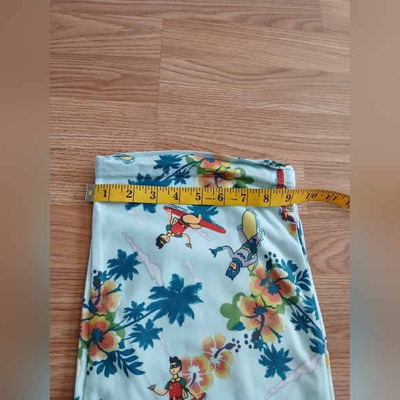 Batman with Hawaiian Print Men's Pajama Set - Picture 7 of 13